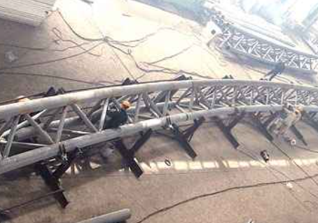 梅里斯达斡尔族多功能体育馆案例